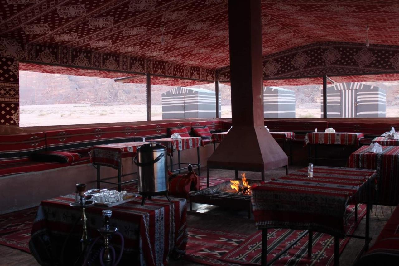 Bedouin Memories Camp Hotell Wadi Rum Exteriör bild