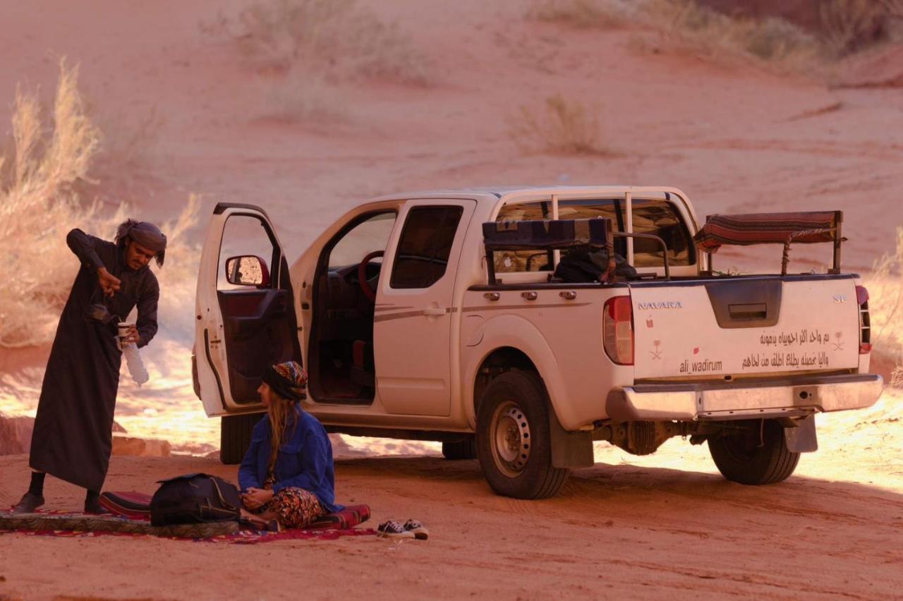 Bedouin Memories Camp Hotell Wadi Rum Exteriör bild